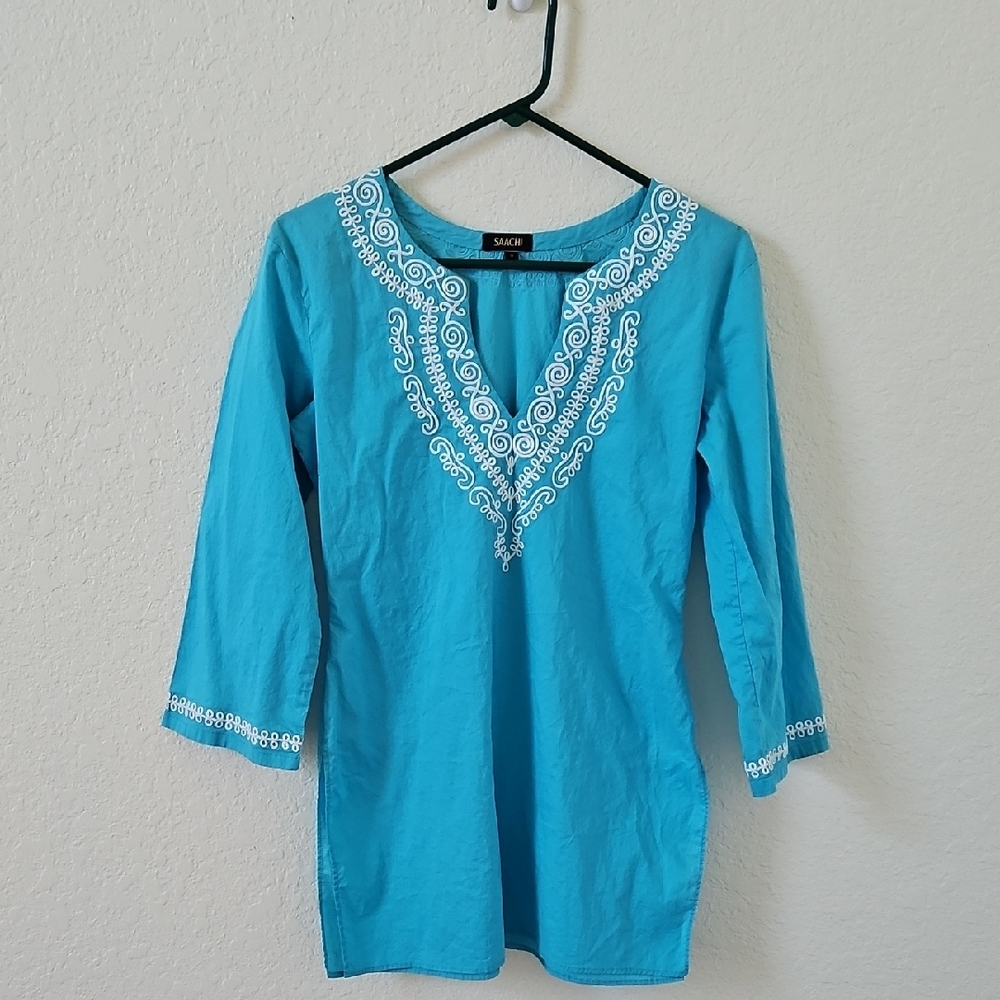SAACHI Embroideres Top Size S In Beautiful Condition